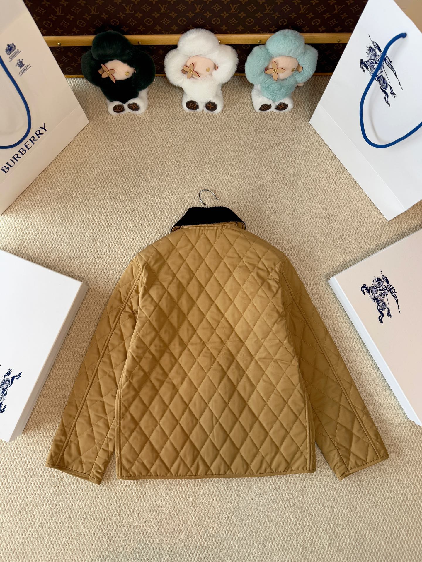 Diamond Quilt Contrast Collar Jacket — product photograph
