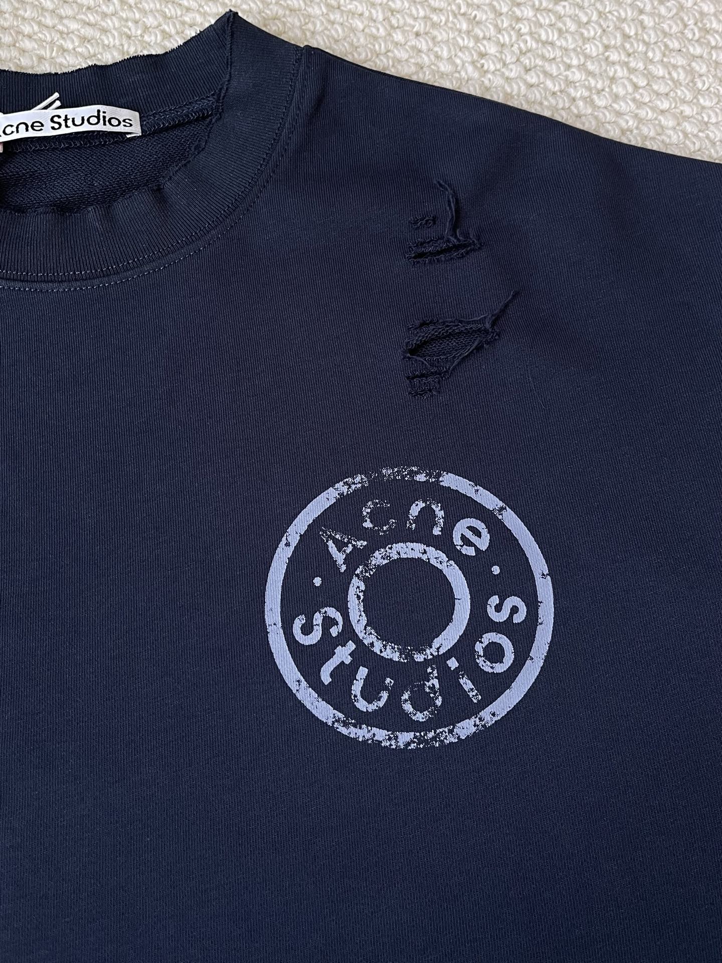 Small Circle Logo Distressed Sweatshirt — product photograph