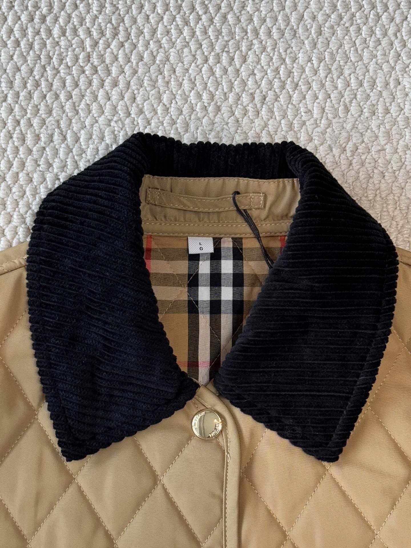 Diamond Quilt Contrast Collar Jacket — product photograph