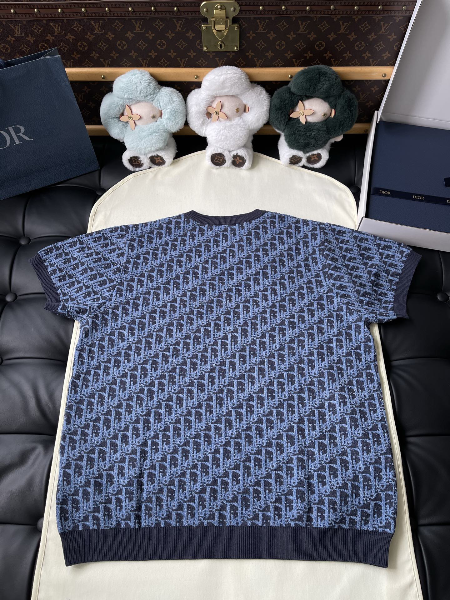 Oblique Pattern Short-Sleeve Knit Top — product photograph