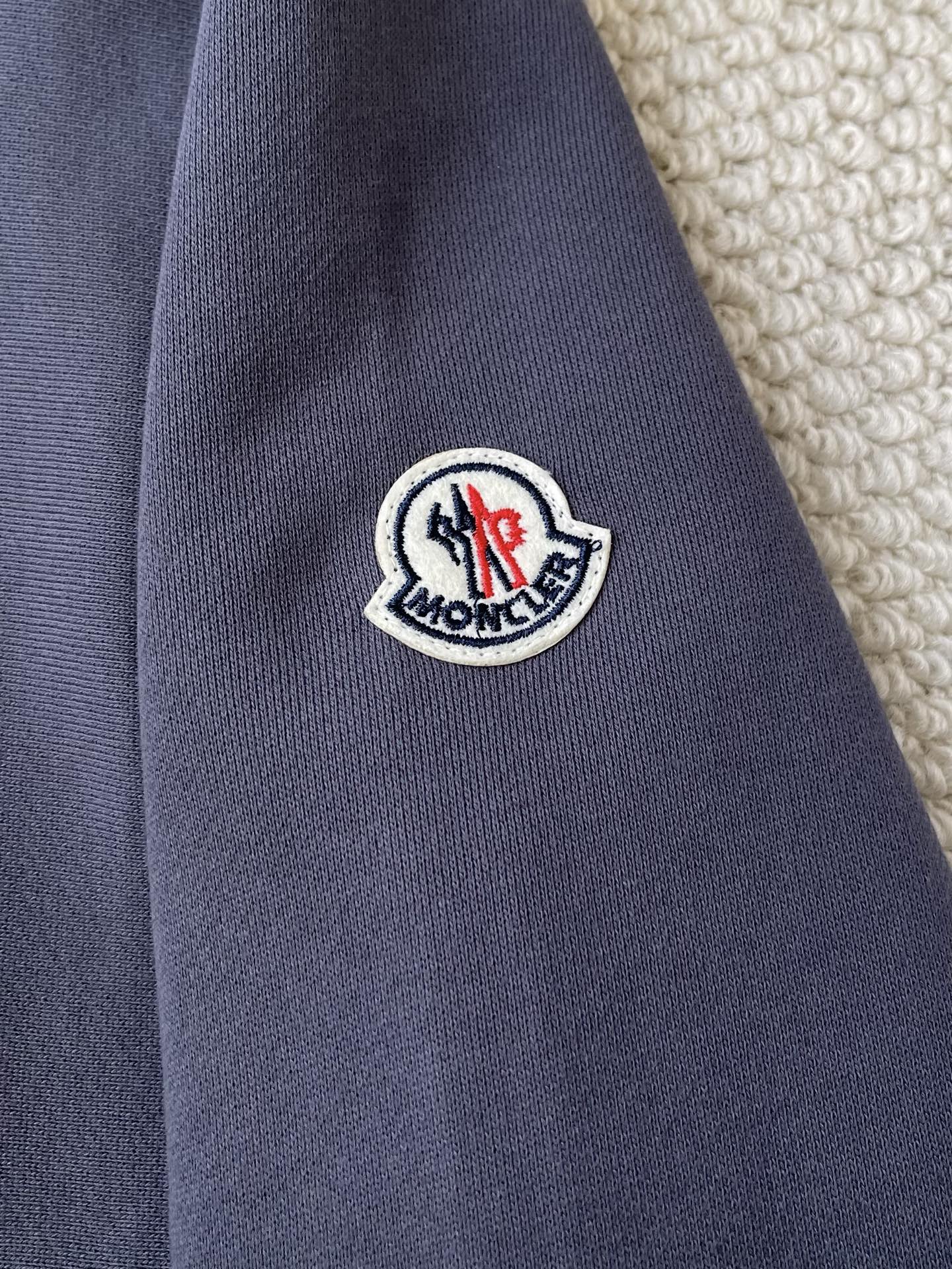 Archive-Emblem Pullover Hoodie — product photograph