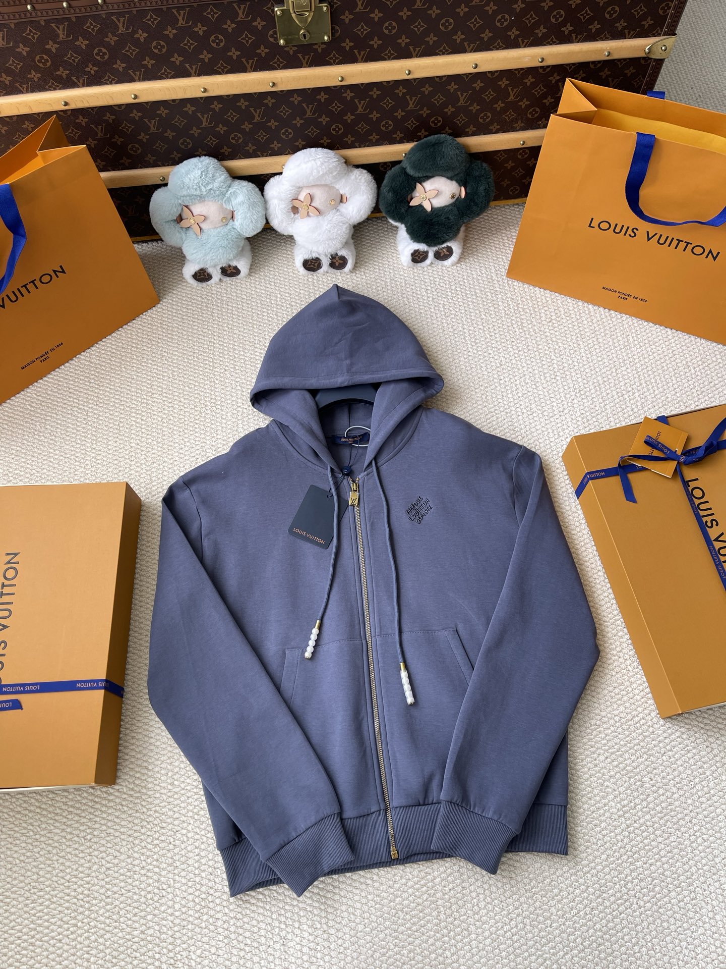 Small-Lettering Zip Hoodie — product photograph