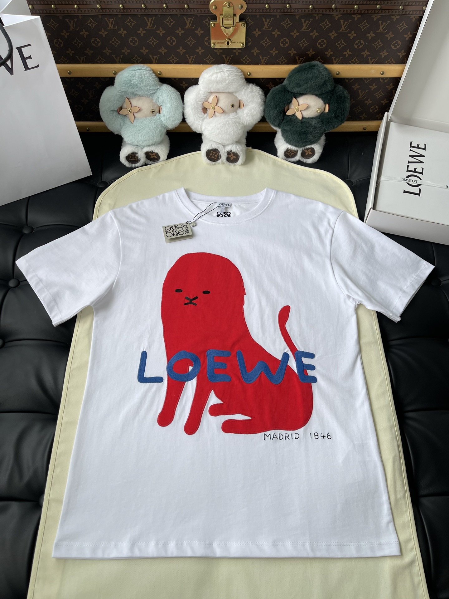 Red Octopus Graphic T-Shirt — product photograph