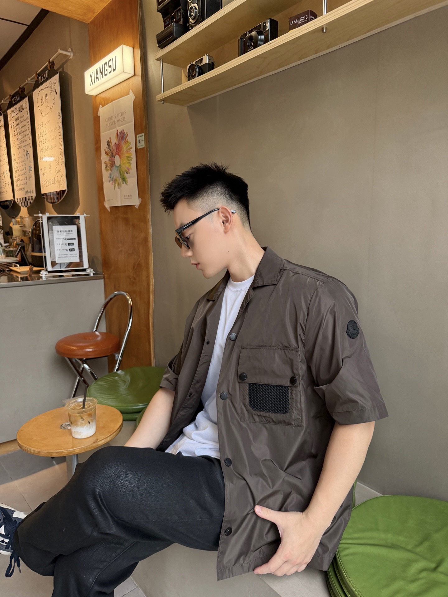 Mesh-Pocket Short-Sleeve Shirt — product photograph