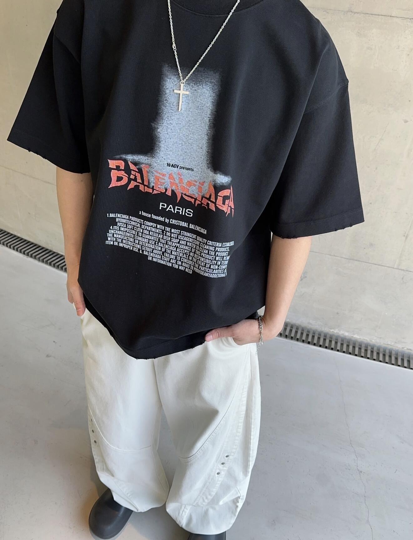 Red Wordmark Photo-Print T-Shirt — product photograph