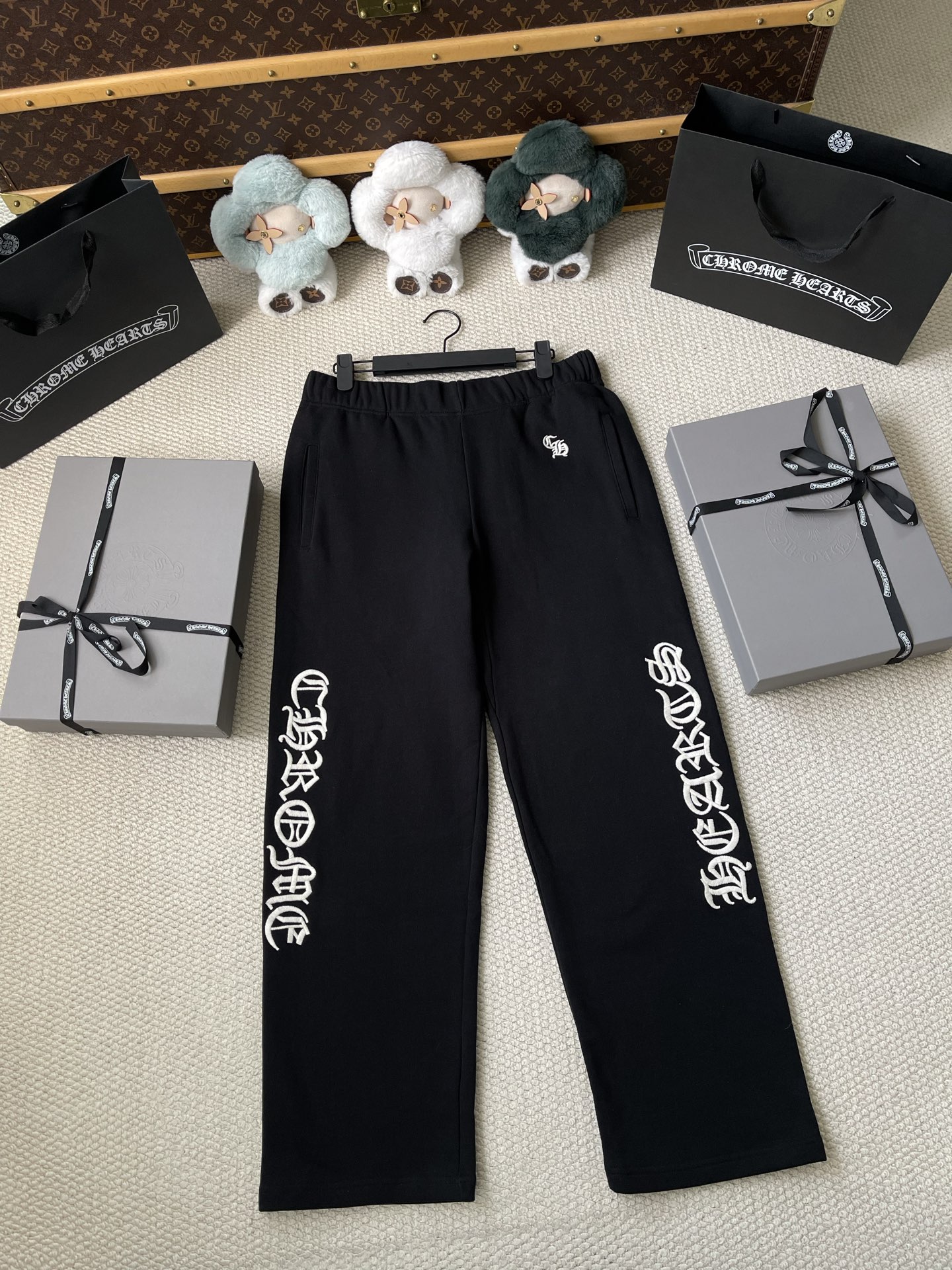 Gothic-Letter Quarter-Zip Matching Separates — product photograph
