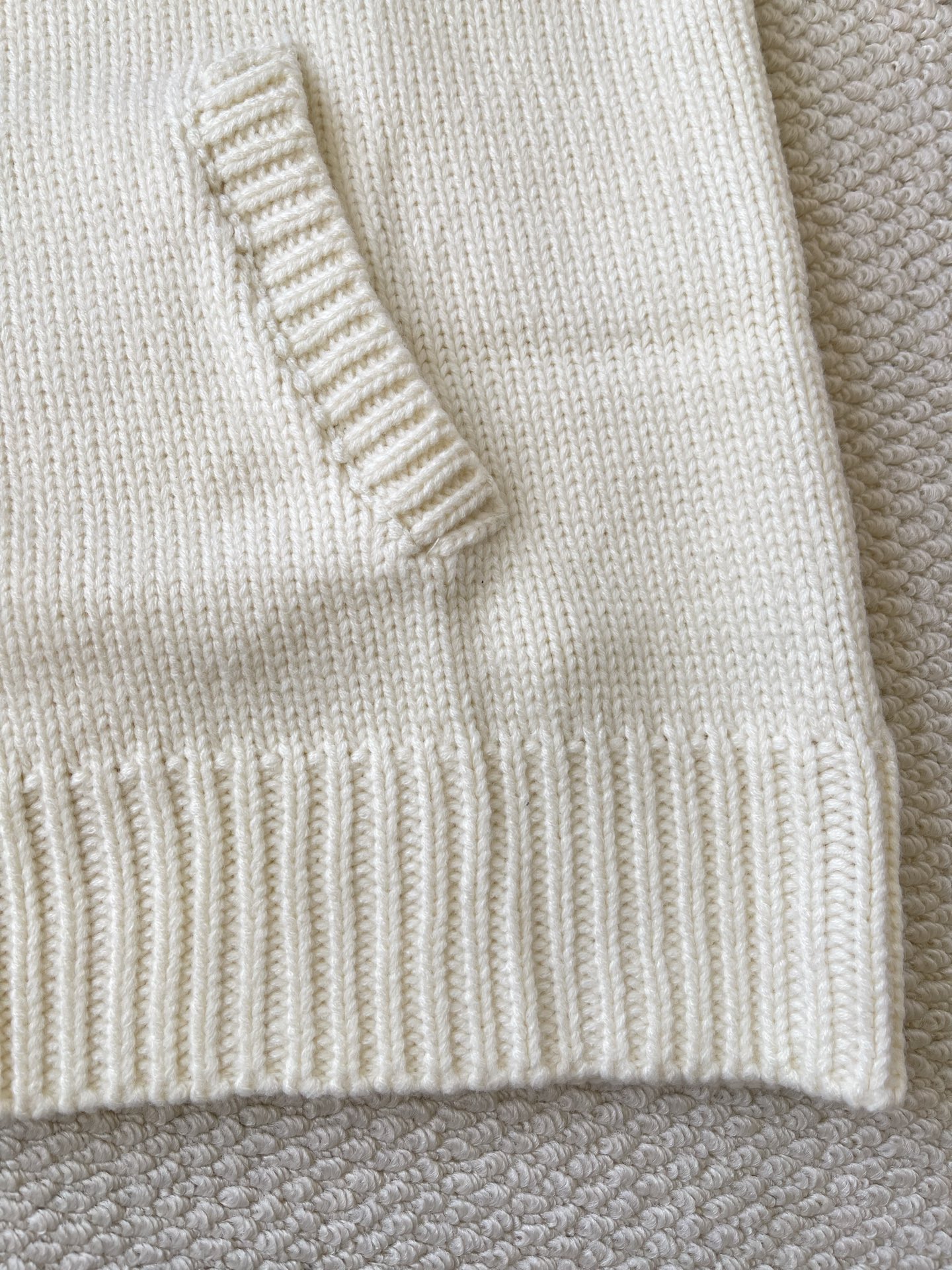 Check-Collar Zip Cardigan — product photograph