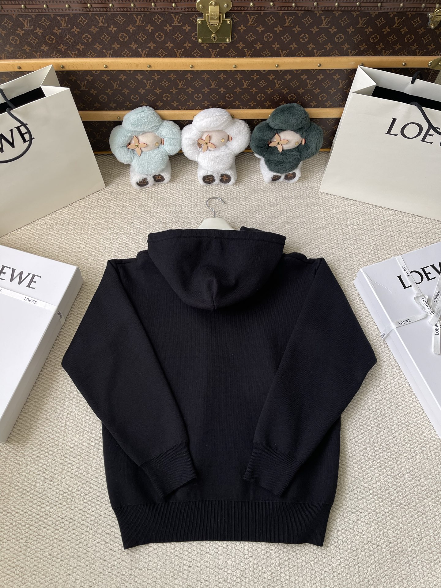 Contrast-Pocket Zip Hoodie — product photograph