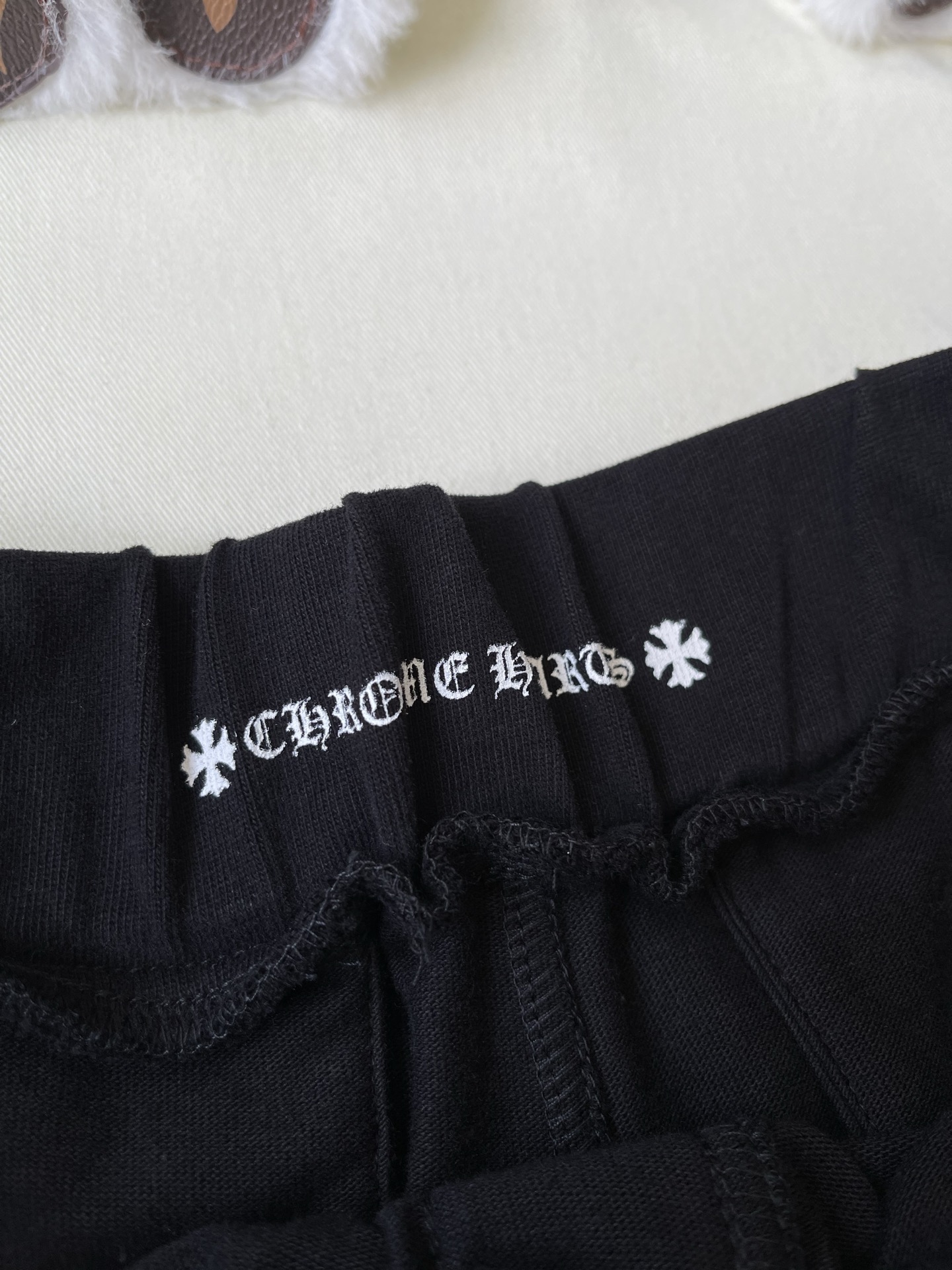Dagger Emblem Drawstring Shorts — product photograph