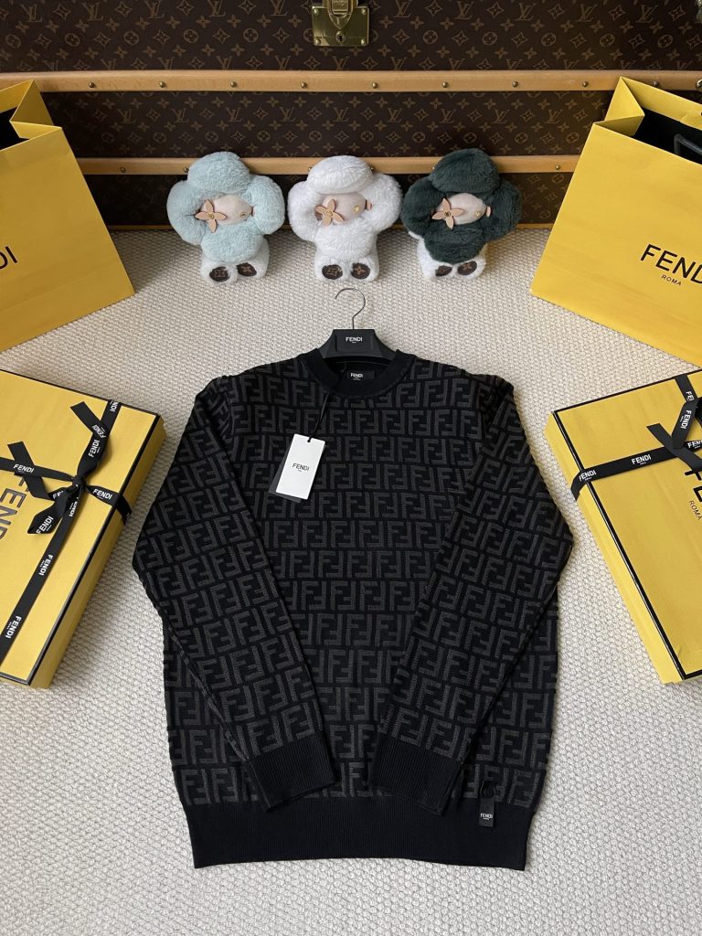 Hem-Label FF Knit Sweater — product photograph
