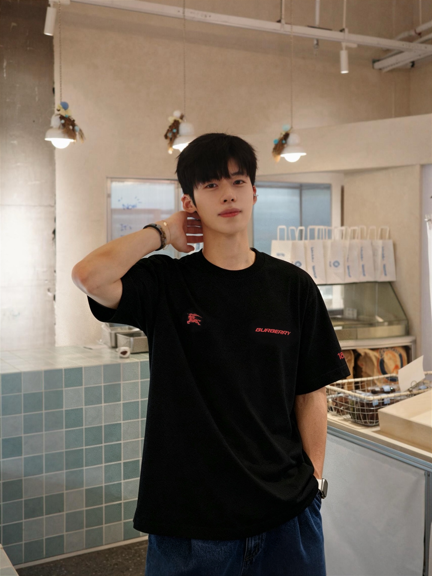 Map-Graphic Back T-Shirt — product photograph