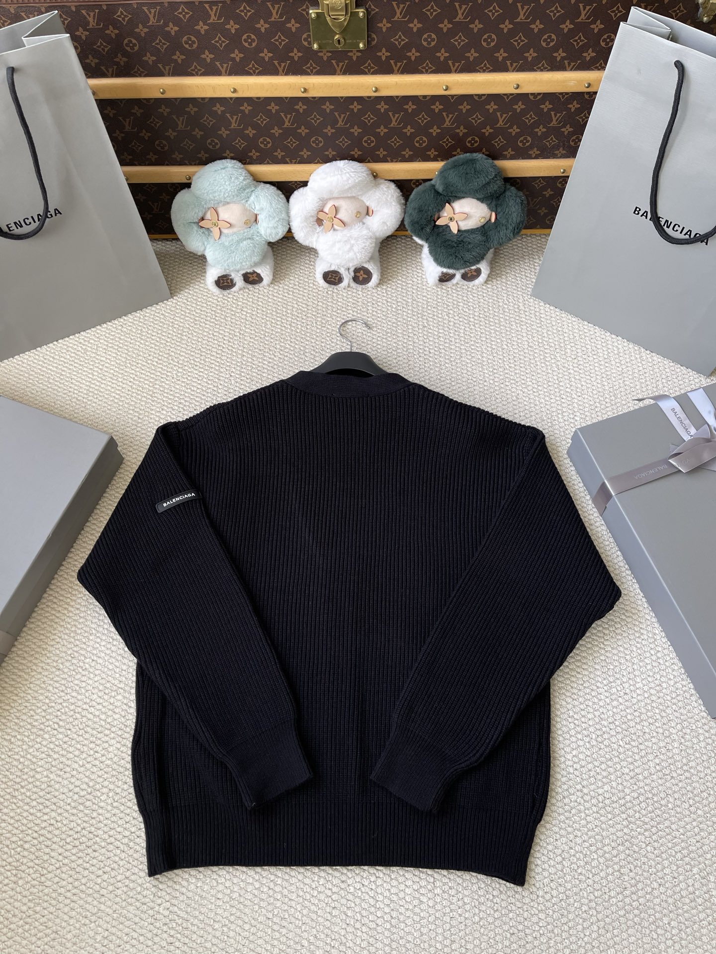 Sleeve-Label Ribbed Cardigan — product photograph