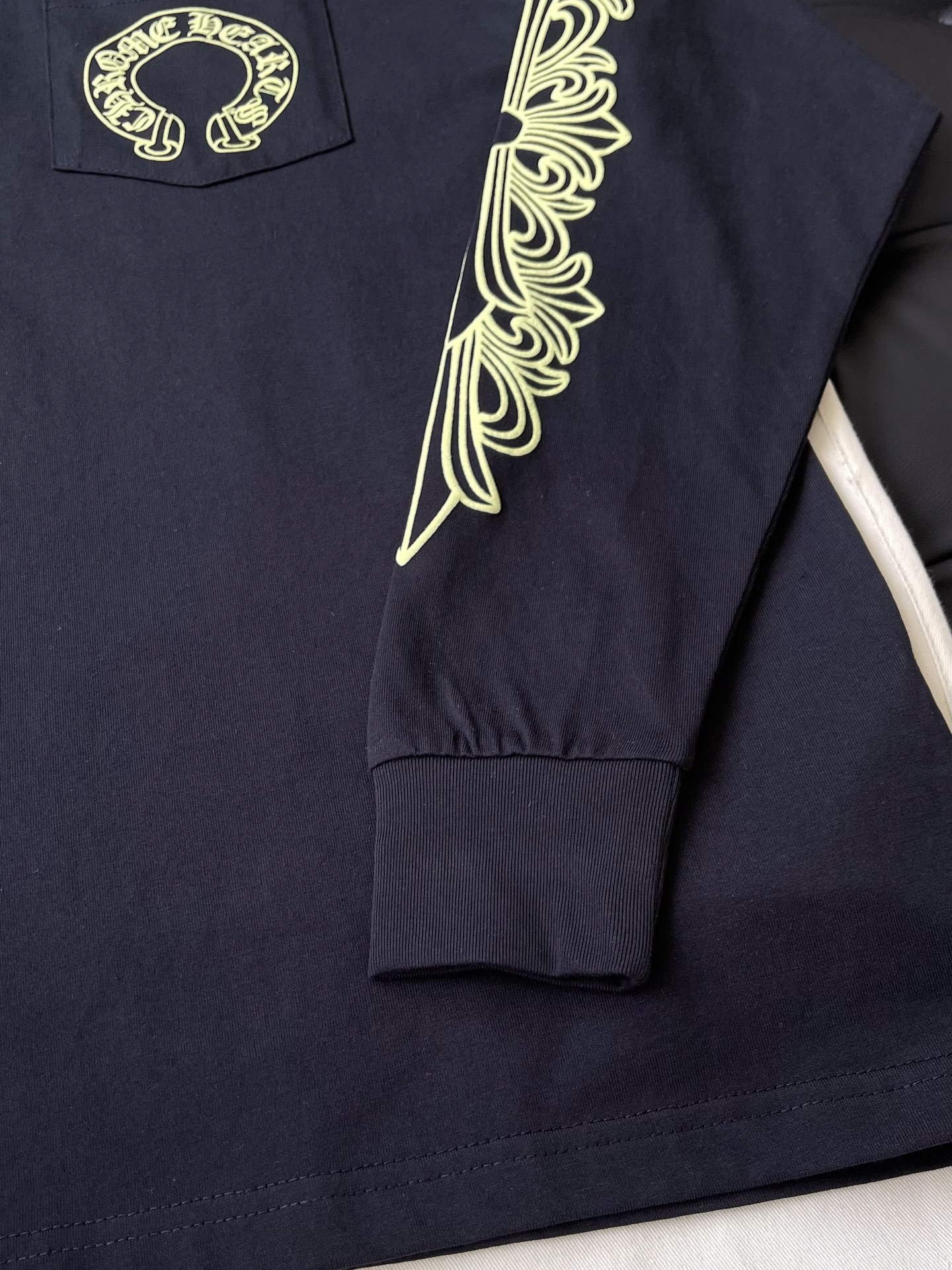 Lime Crest-Print Long-Sleeve T-Shirt — product photograph