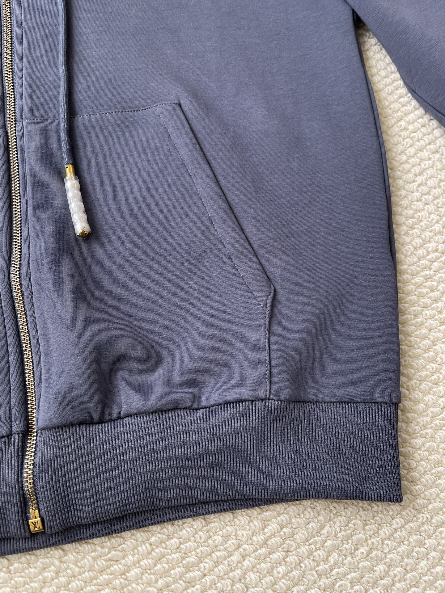 Small-Lettering Zip Hoodie — product photograph
