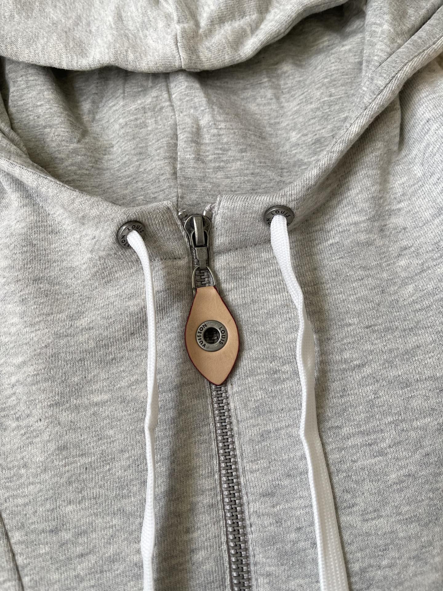 Tab-Trim Drawstring Zip Hoodie — product photograph