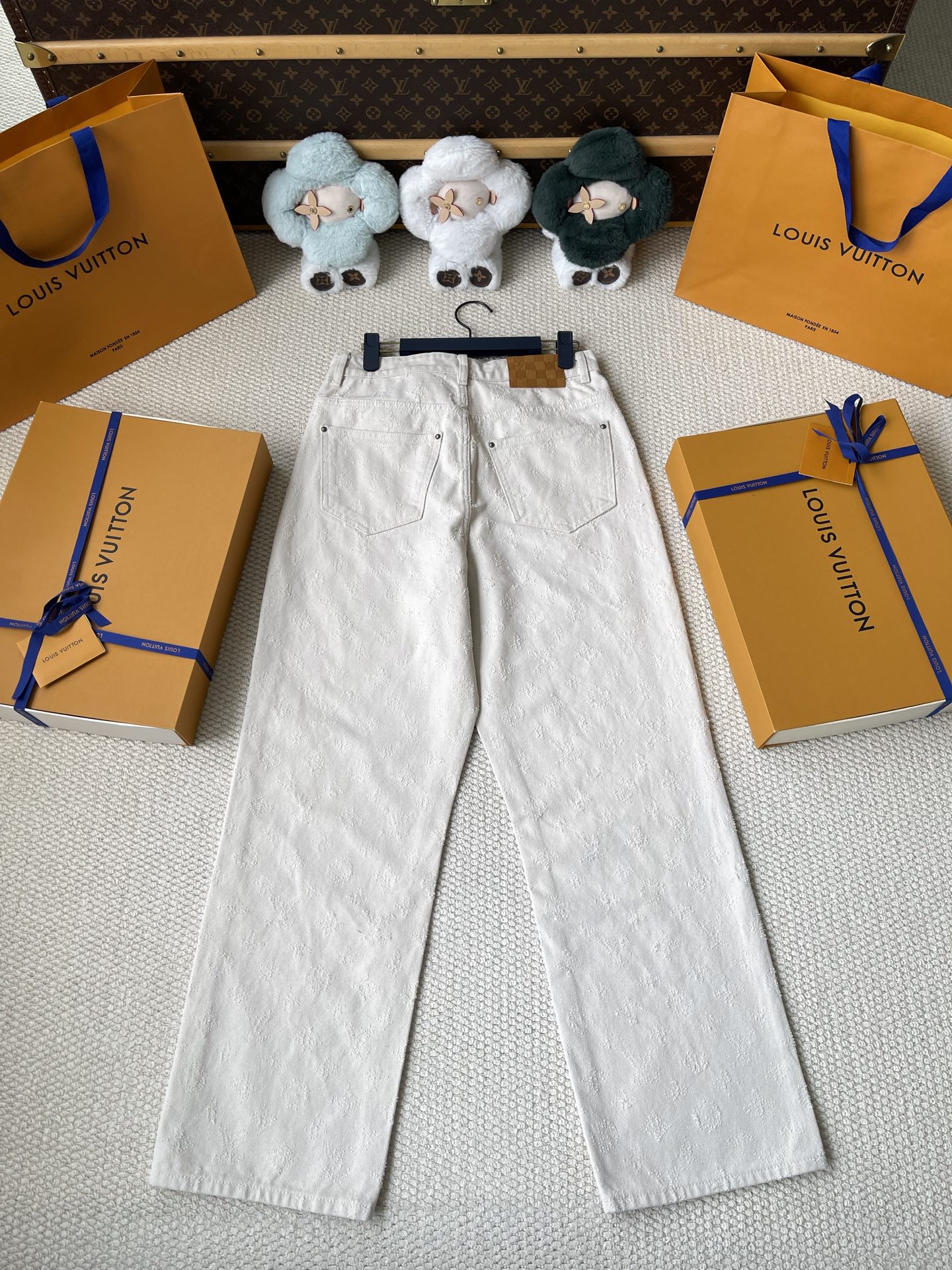 White Straight-Leg Jeans — product photograph
