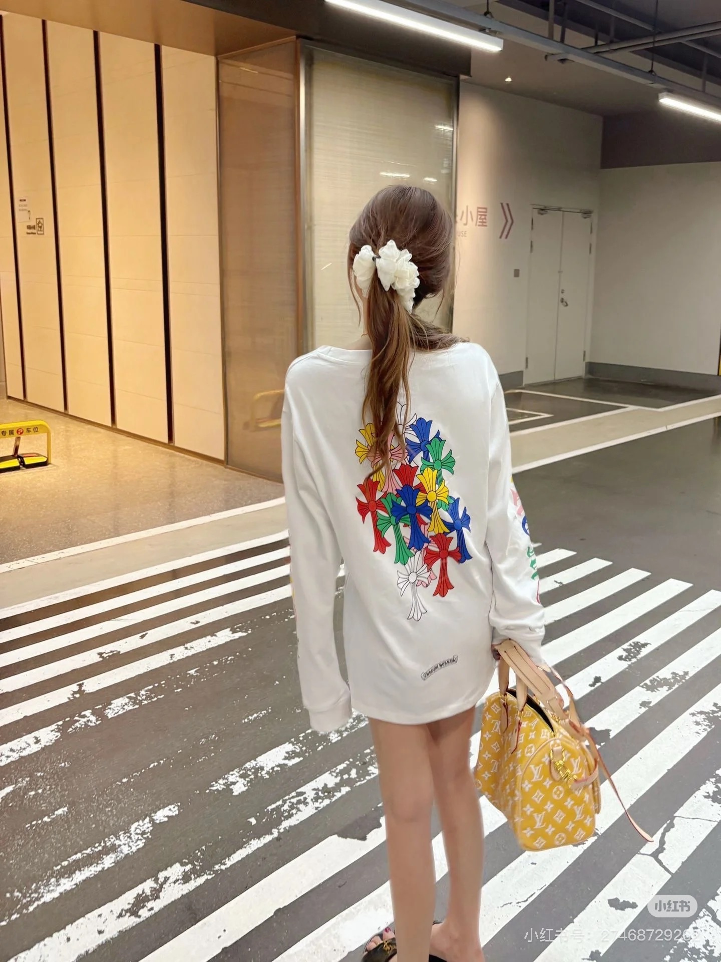 Multicolor Cross-Tree Pocket Long-Sleeve T-Shirt — product photograph