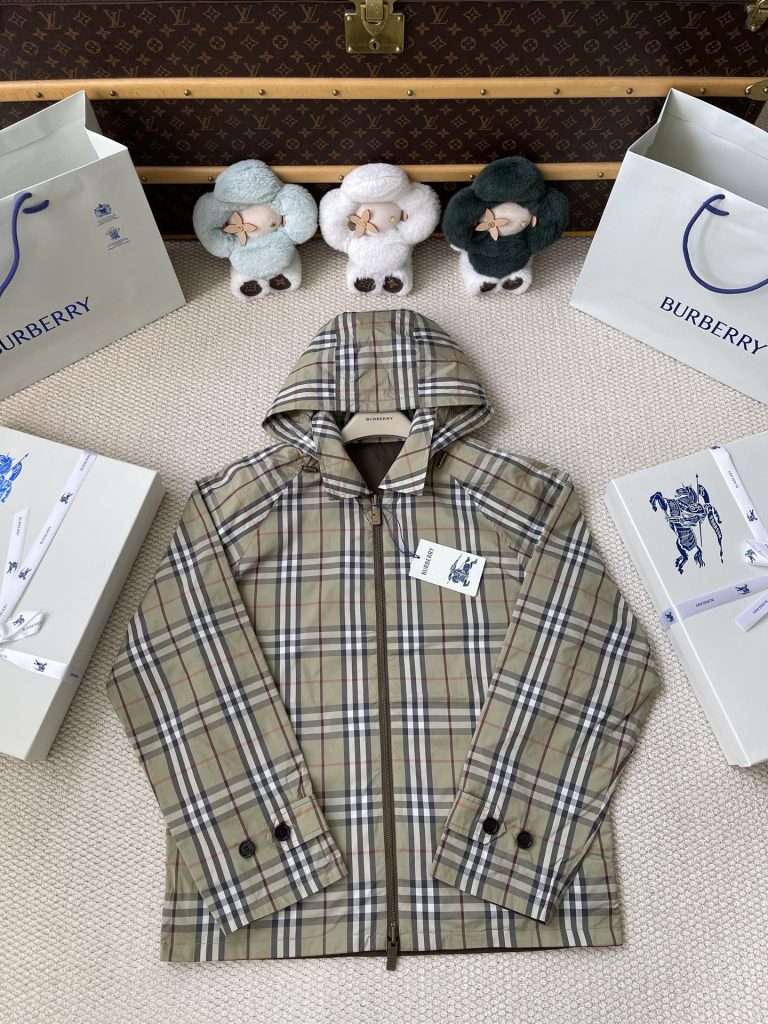 Button-Cuff Check Hooded Jacket — product photograph