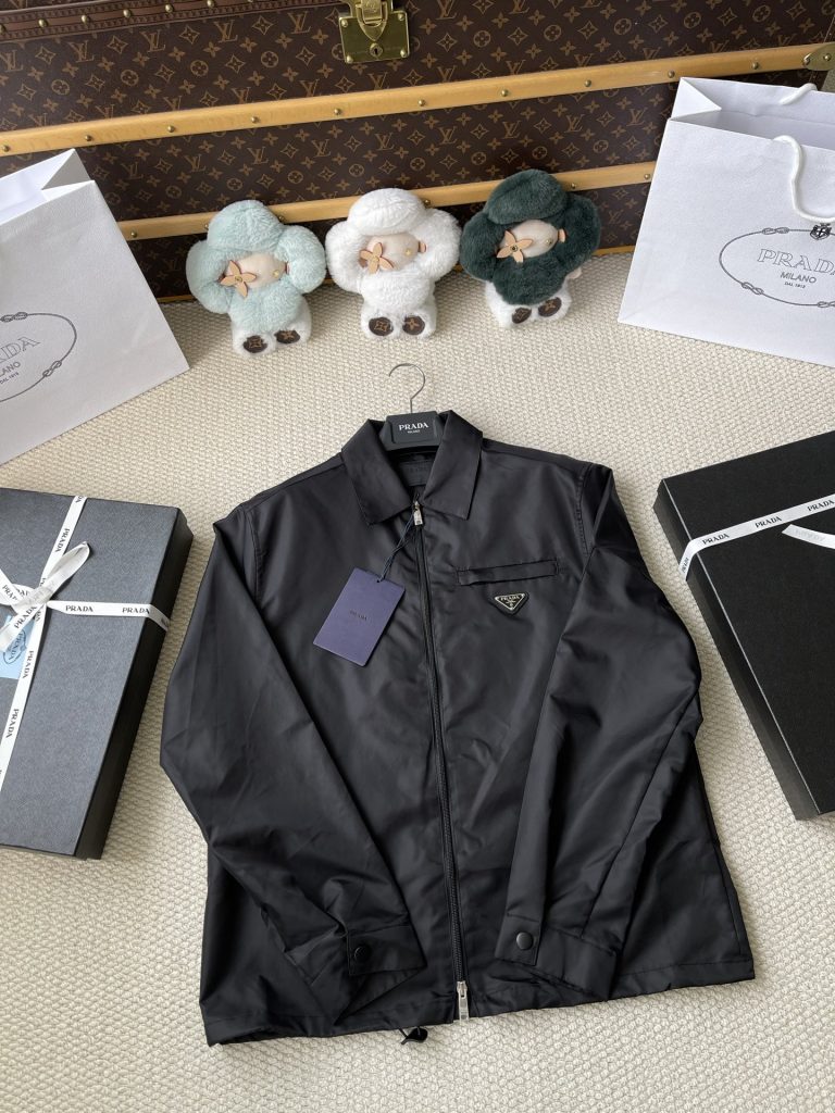 Triangle-Pocket Zip-Front Jacket — product photograph