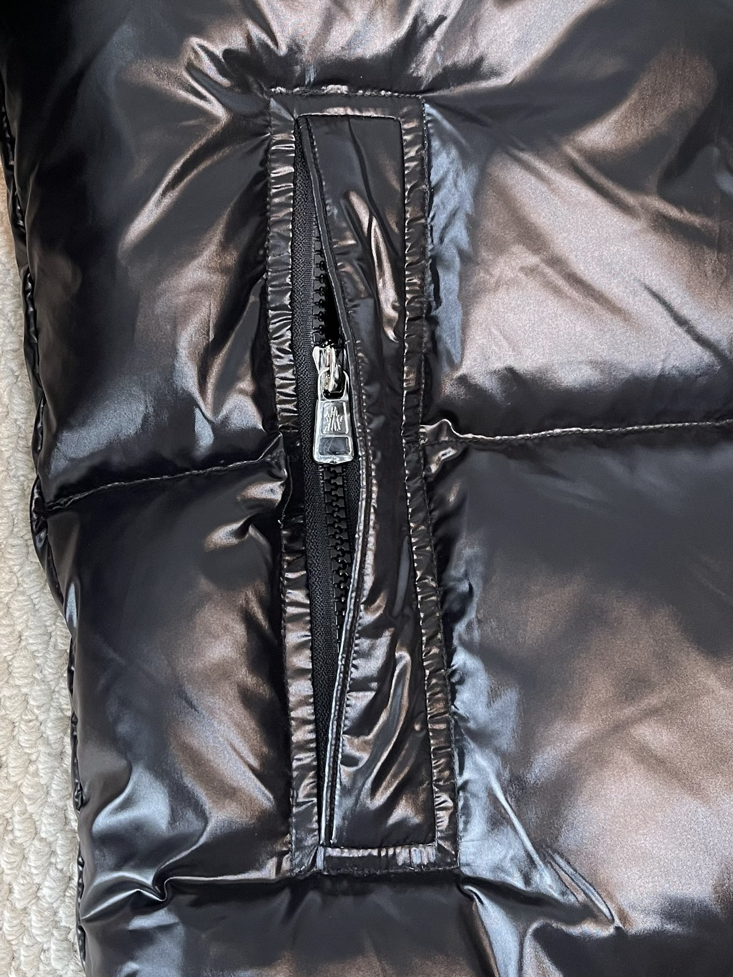Stripe-Zip Glossy Hooded Puffer — product photograph