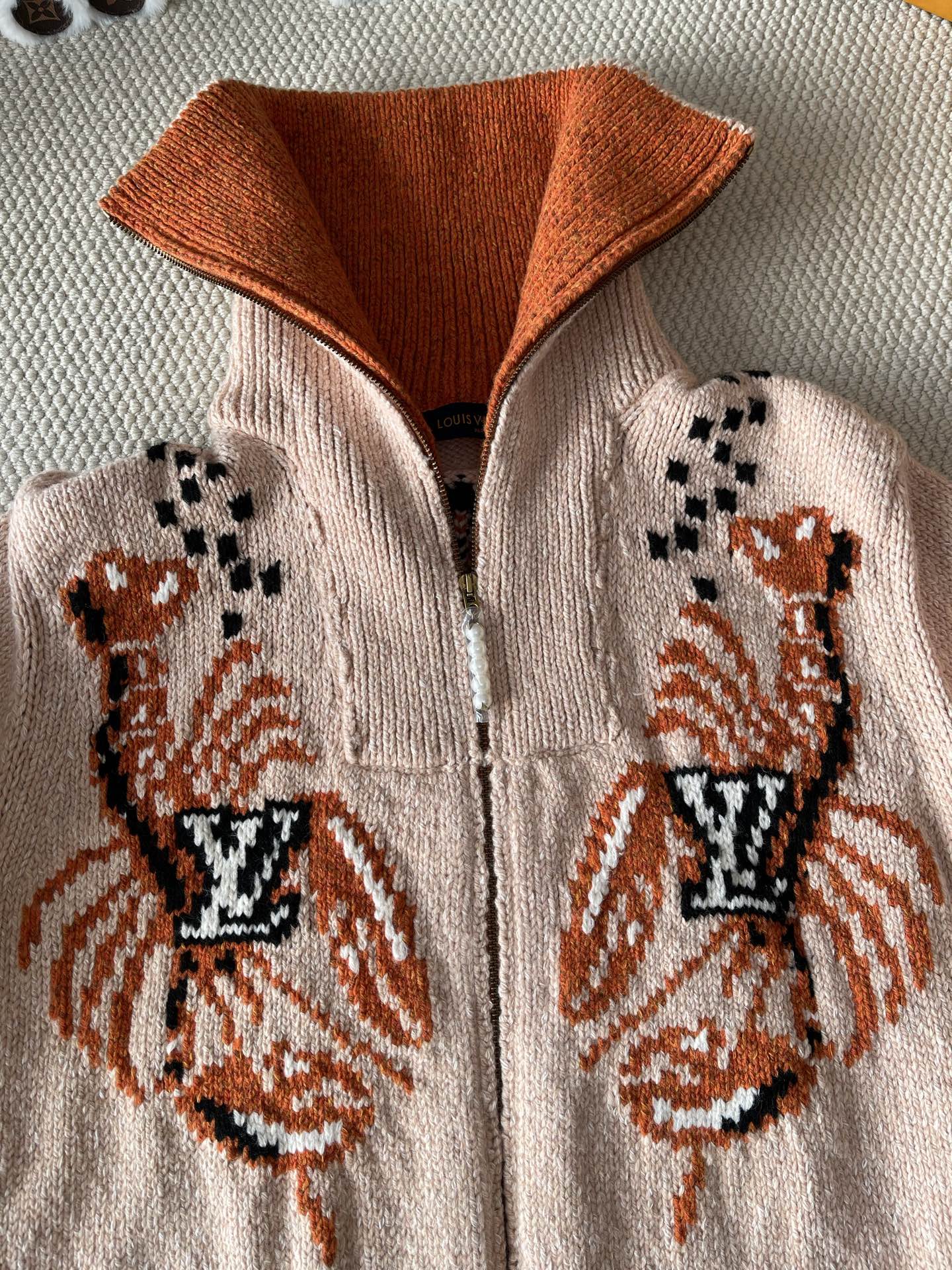 Tiger-Motif Zip Cardigan — product photograph