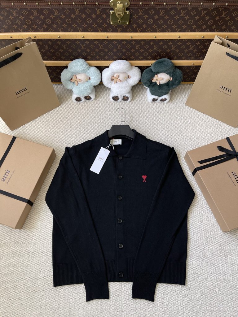 Small-Heart Knit Polo — product photograph