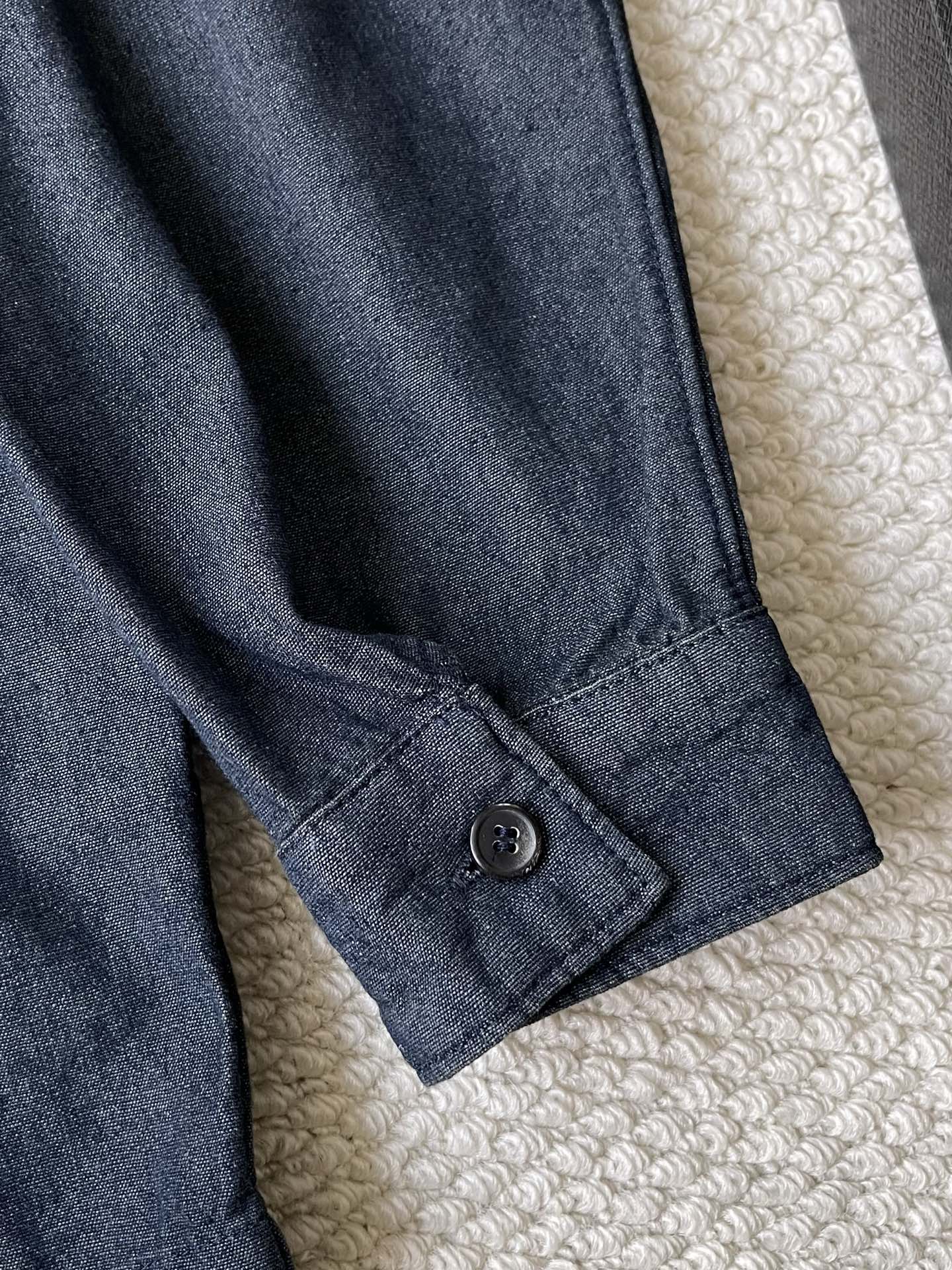 Triangle-Pocket Zip Overshirt — product photograph