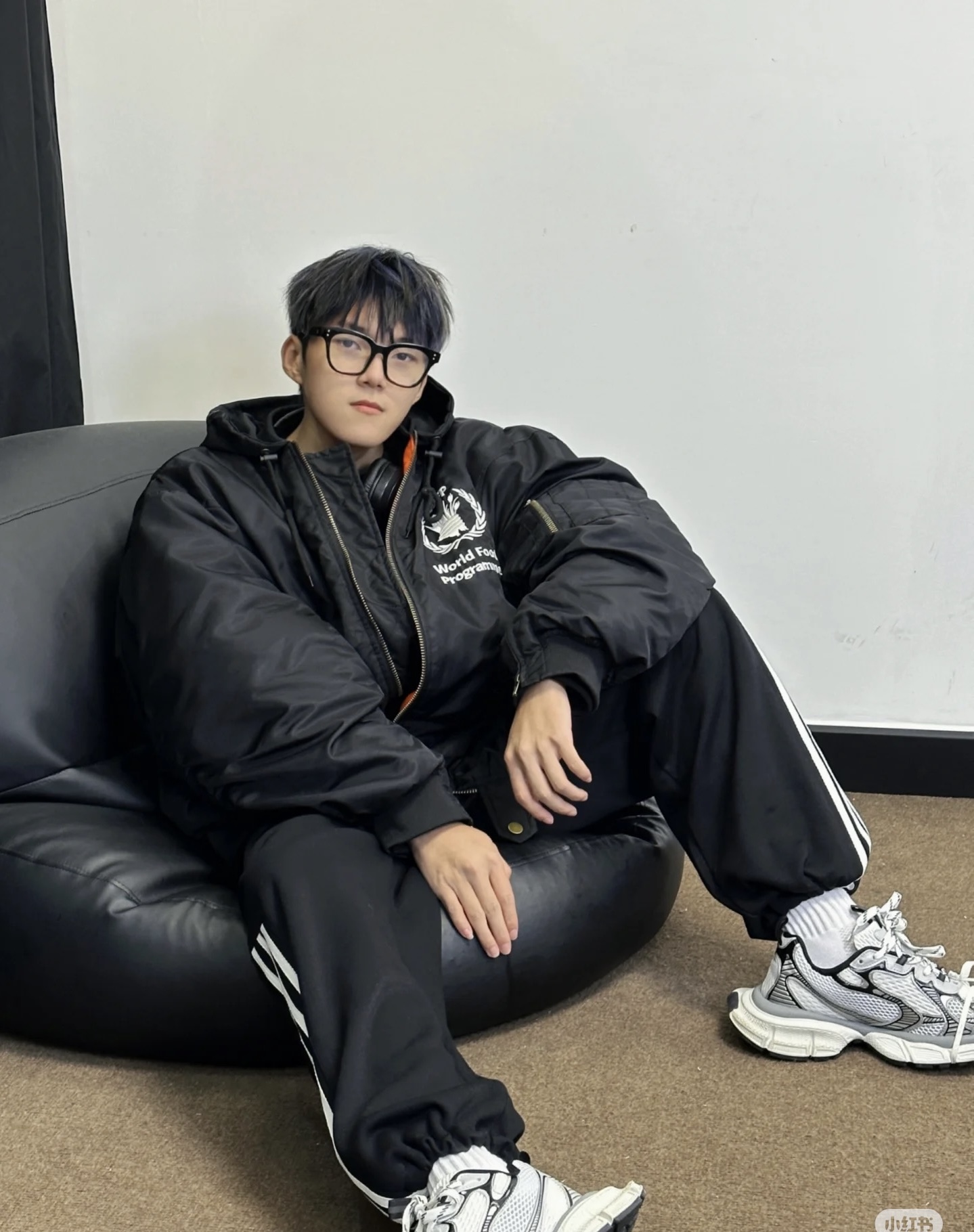 WFP-Graphic Hooded Bomber — product photograph