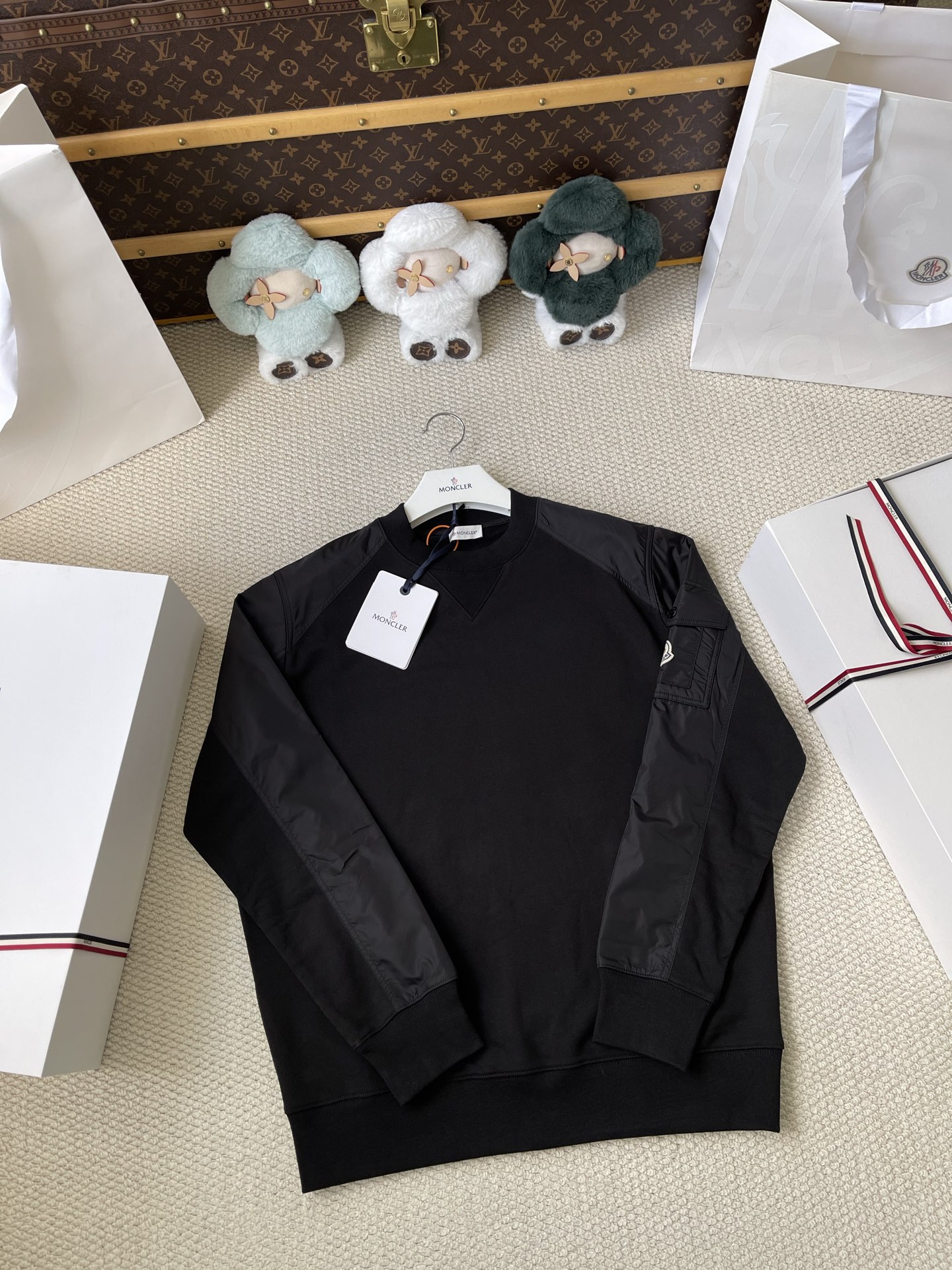 Sleeve-Pocket Crewneck Sweatshirt — product photograph