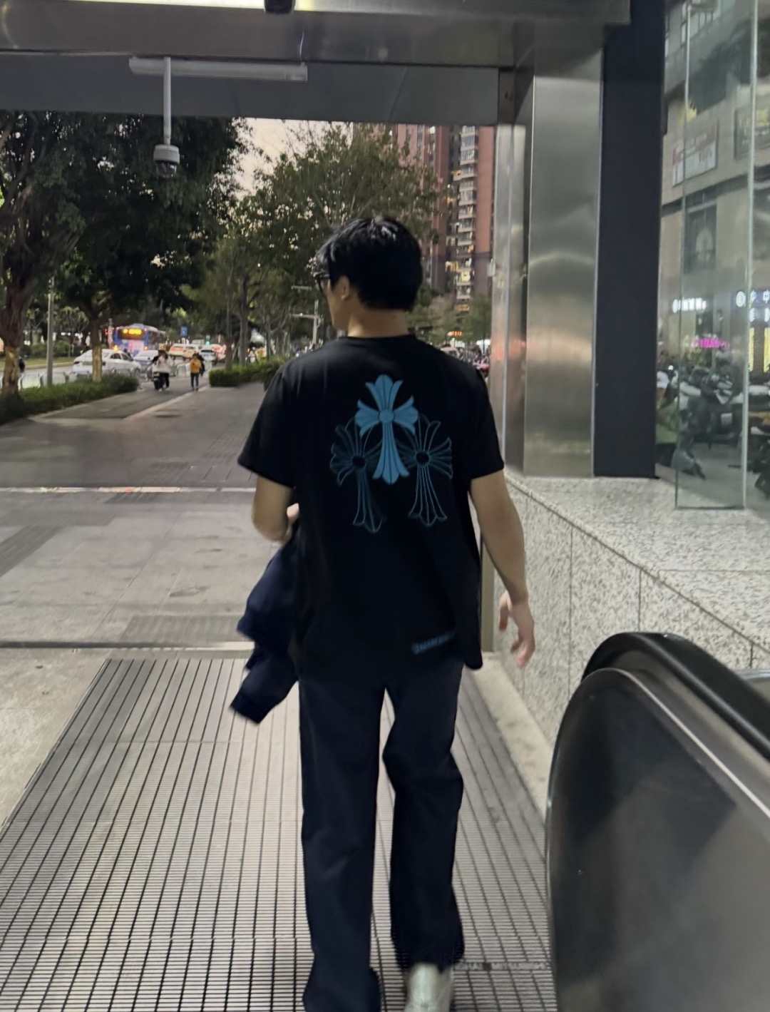 Blue Cross Back-Print Pocket T-Shirt — product photograph