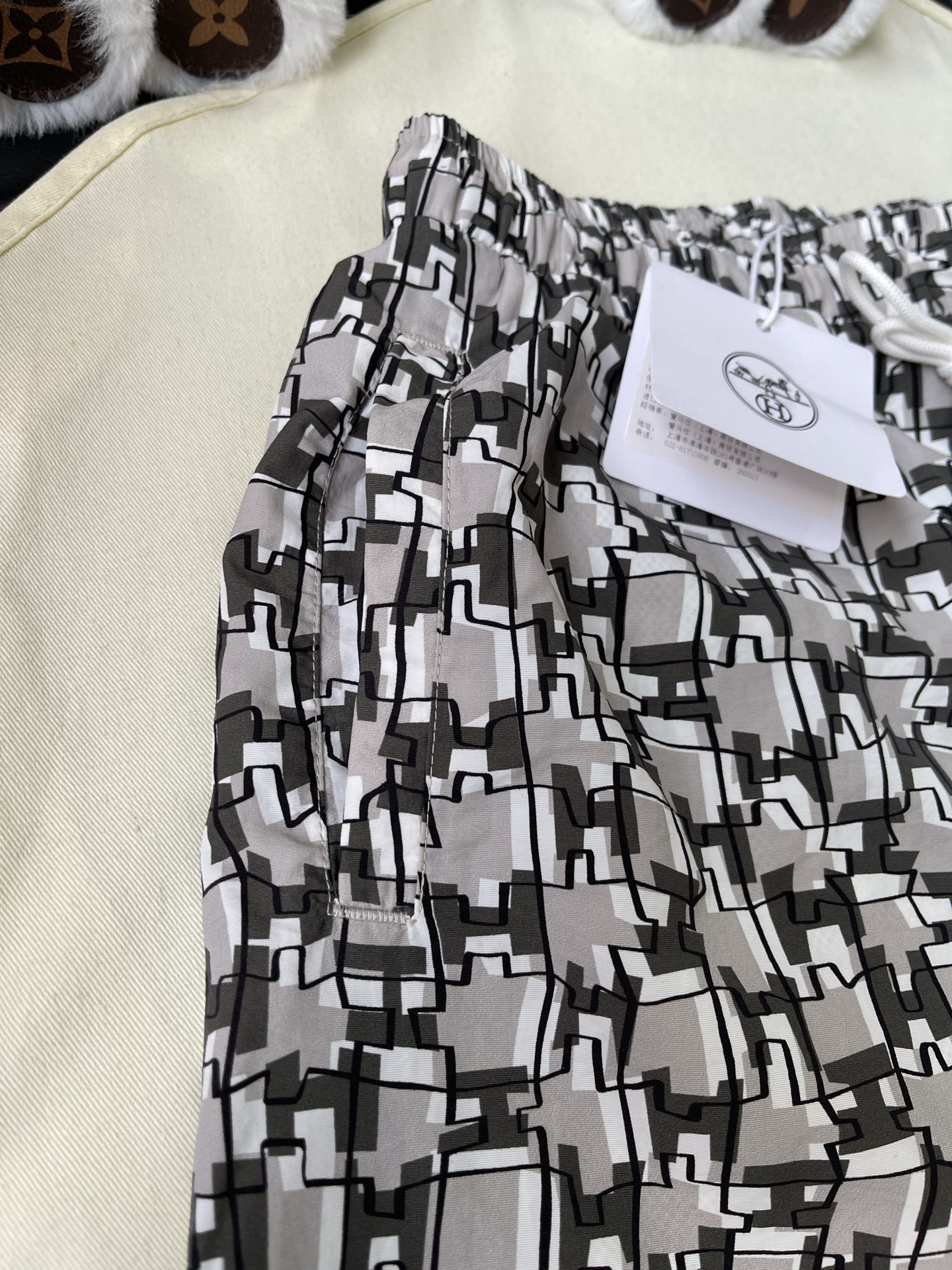 Geometric Print Drawstring Shorts — product photograph
