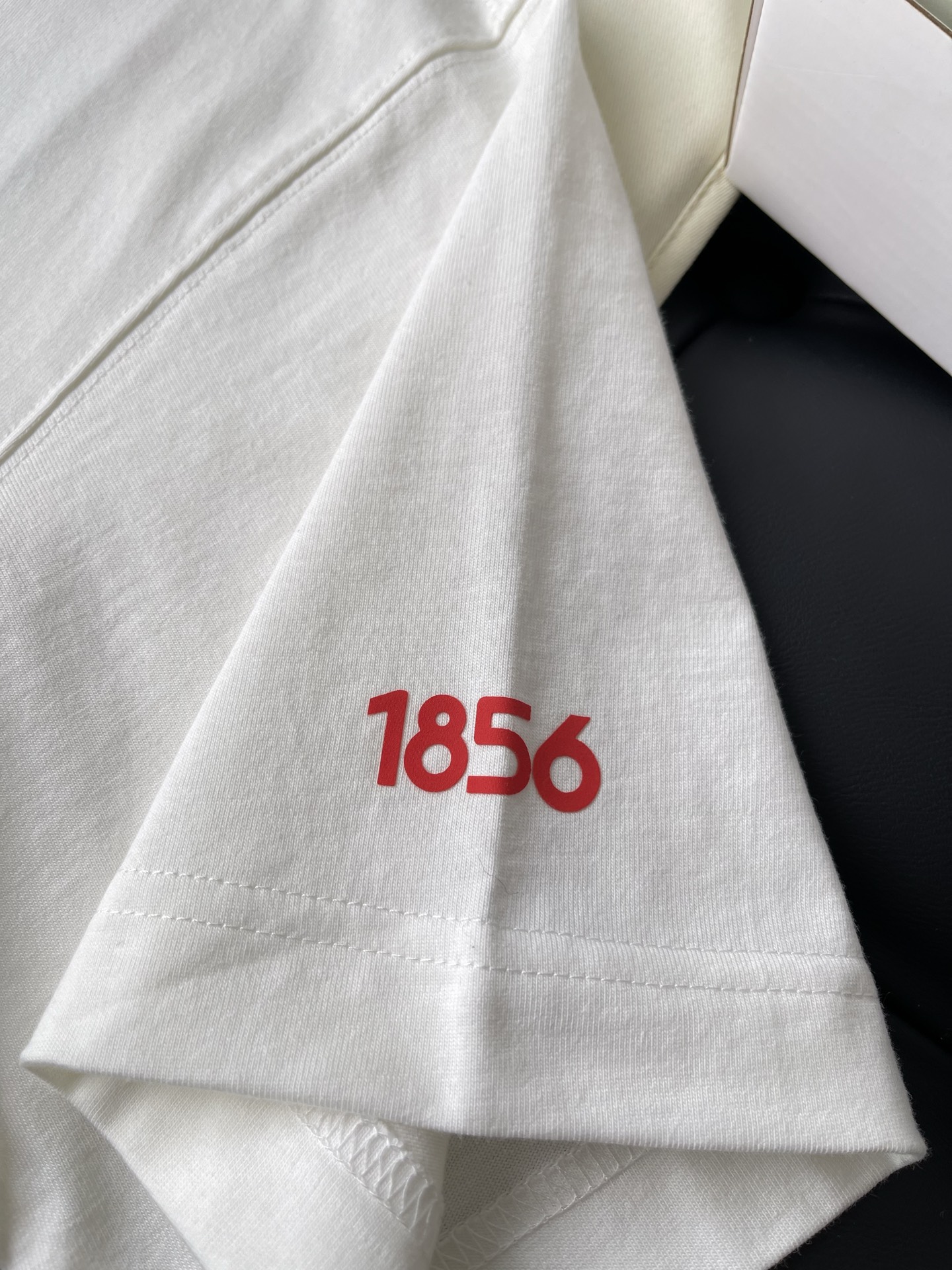 Map-Graphic Back T-Shirt — product photograph
