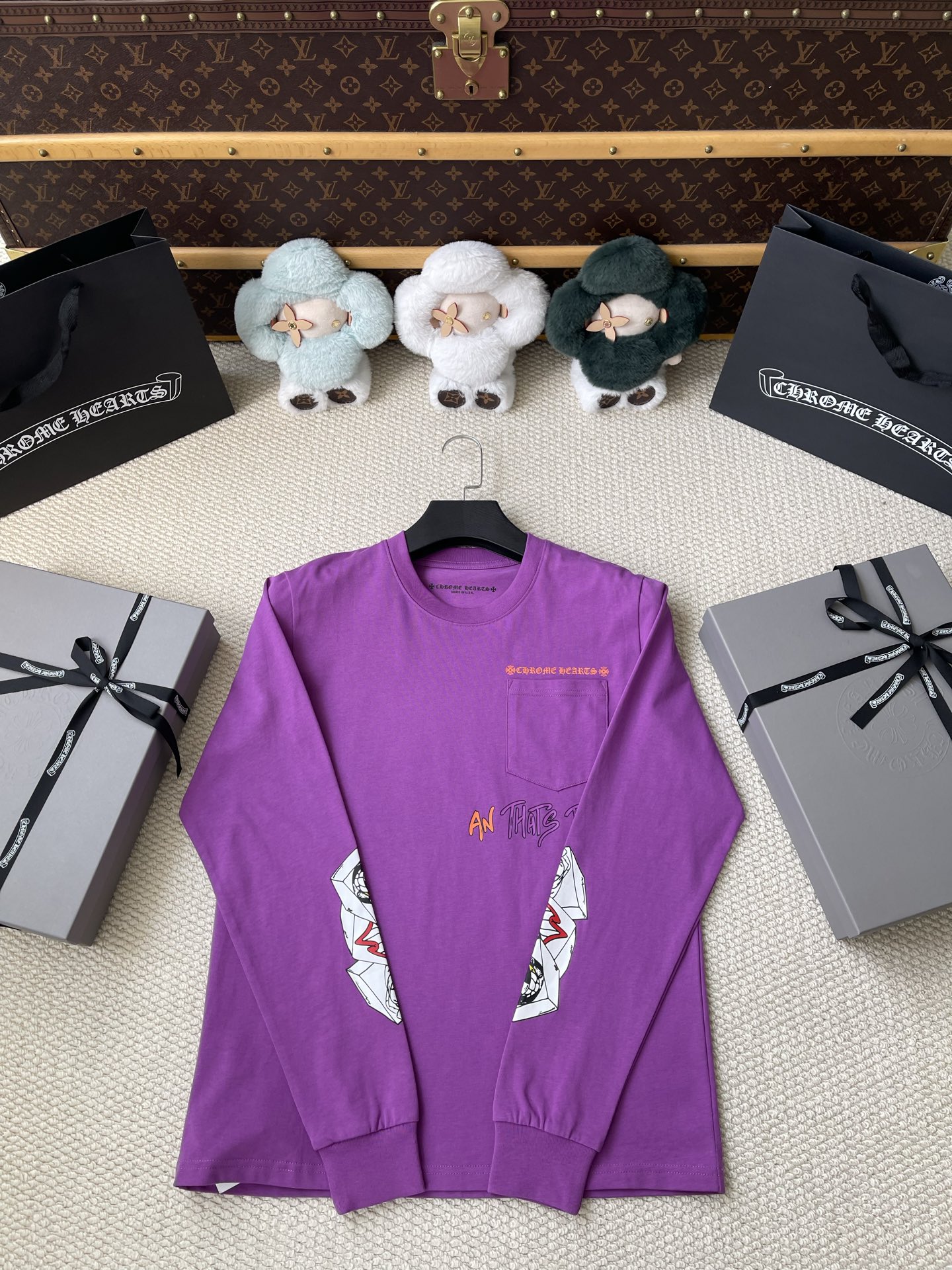 Illustrated Sleeve Pocket Long-Sleeve T-Shirt — product photograph