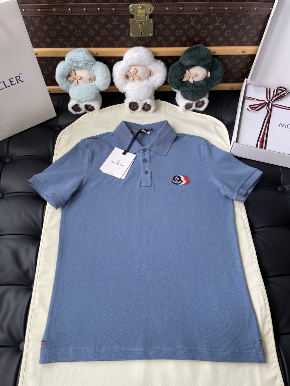 Tricolour Crest Short-Sleeve Polo — product photograph