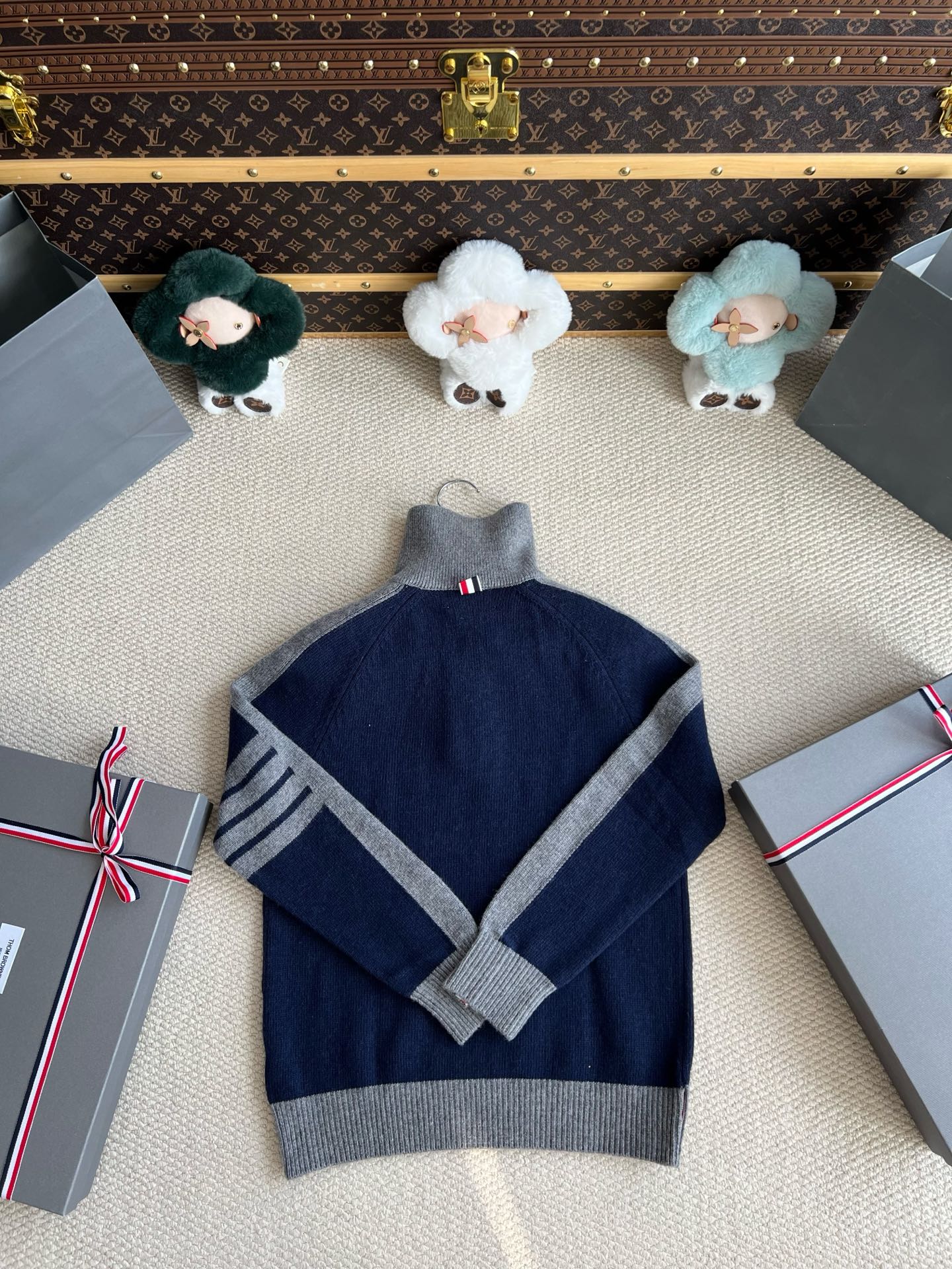 Contrast-Collar Four-Bar Knit Polo — product photograph