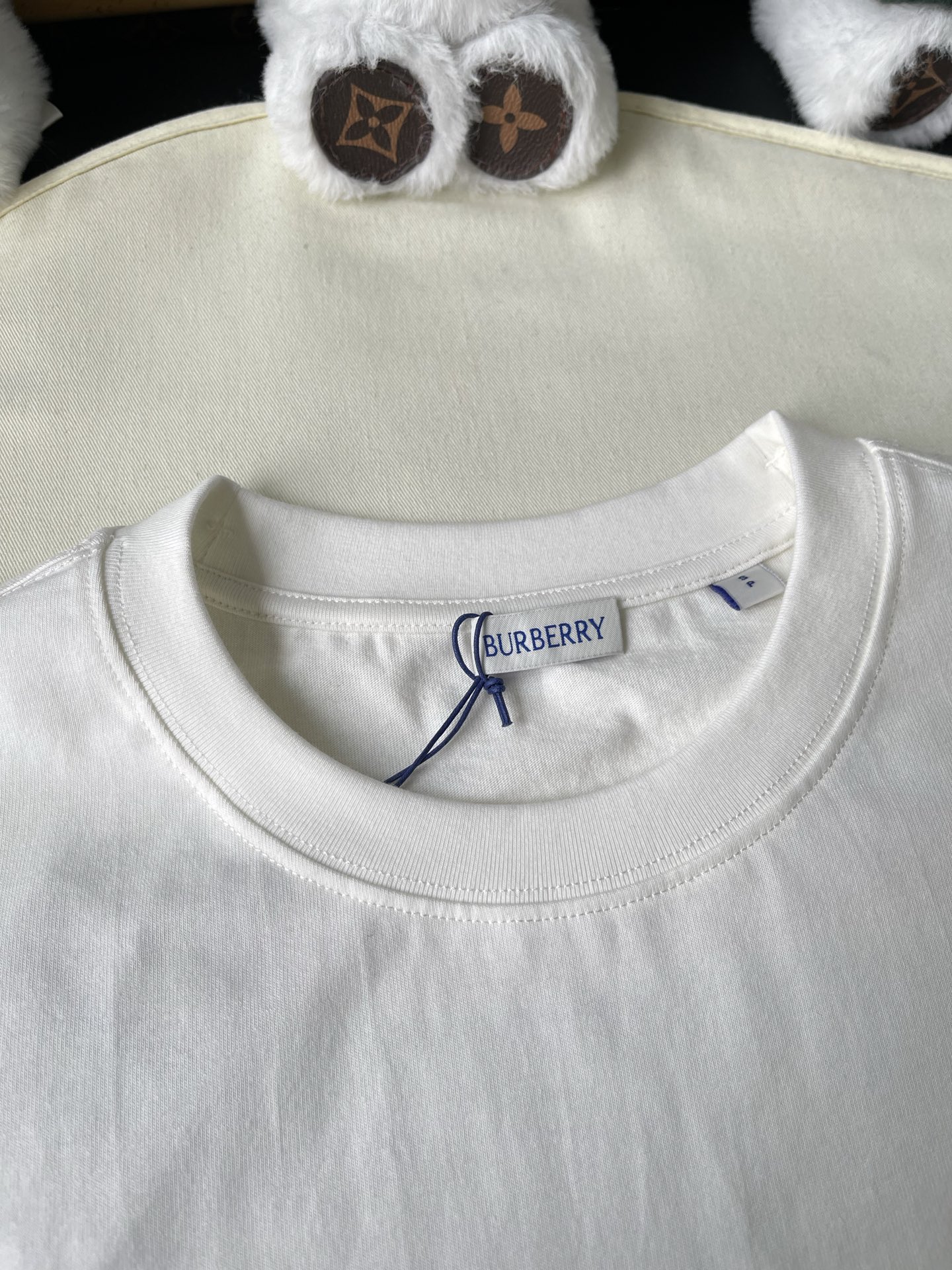 Map-Graphic Back T-Shirt — product photograph