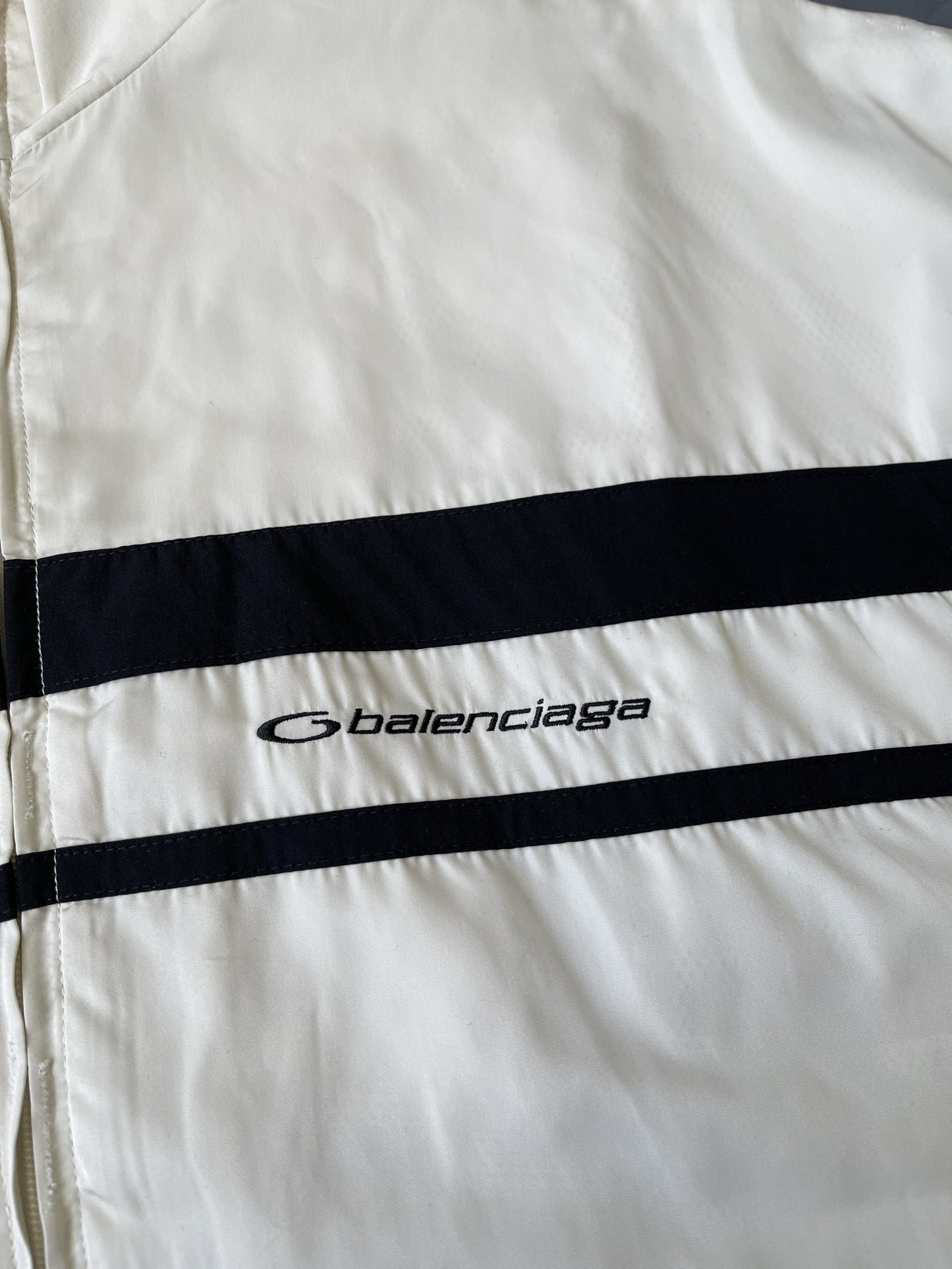 Contrast-Stripe Quarter-Zip Matching Separates — product photograph