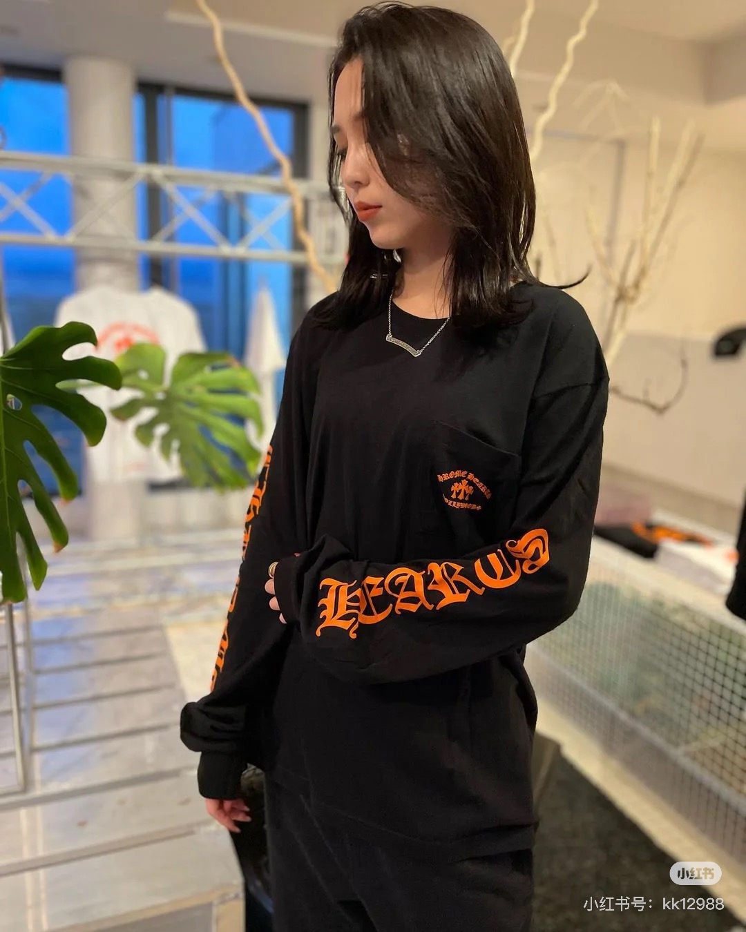 Hollywood Lettering Long-Sleeve T-Shirt — product photograph