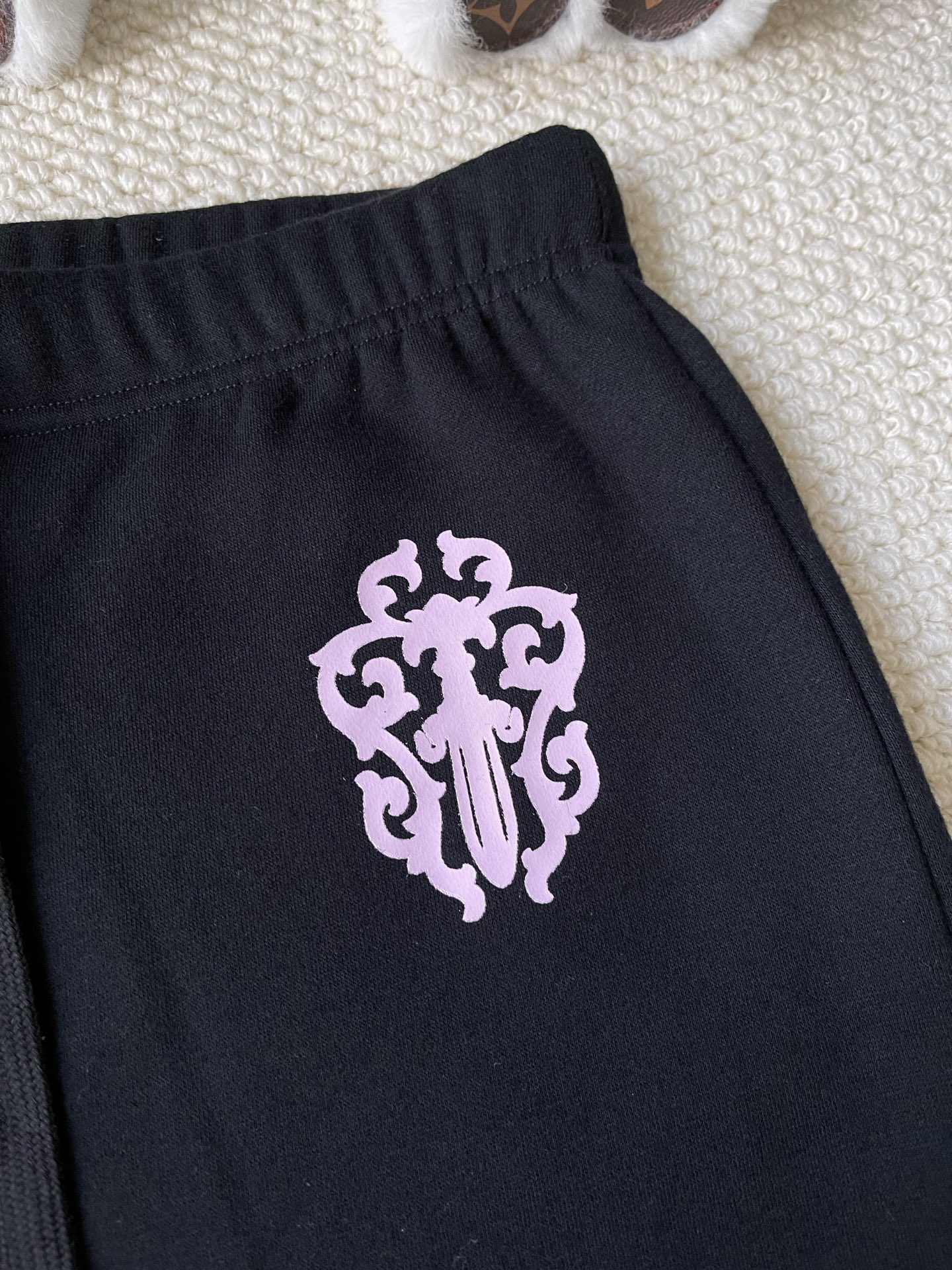 Figure-Graphic Matching Separates — product photograph