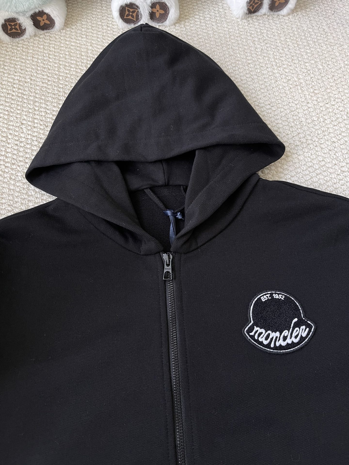 Outlined-Badge Zip Hoodie — product photograph
