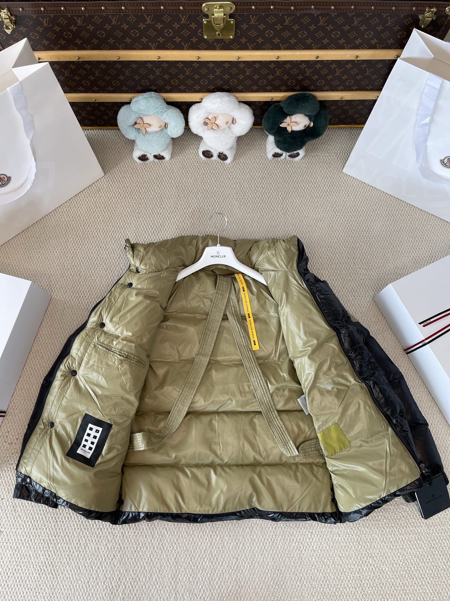 Large-Emblem Gloss Puffer — product photograph
