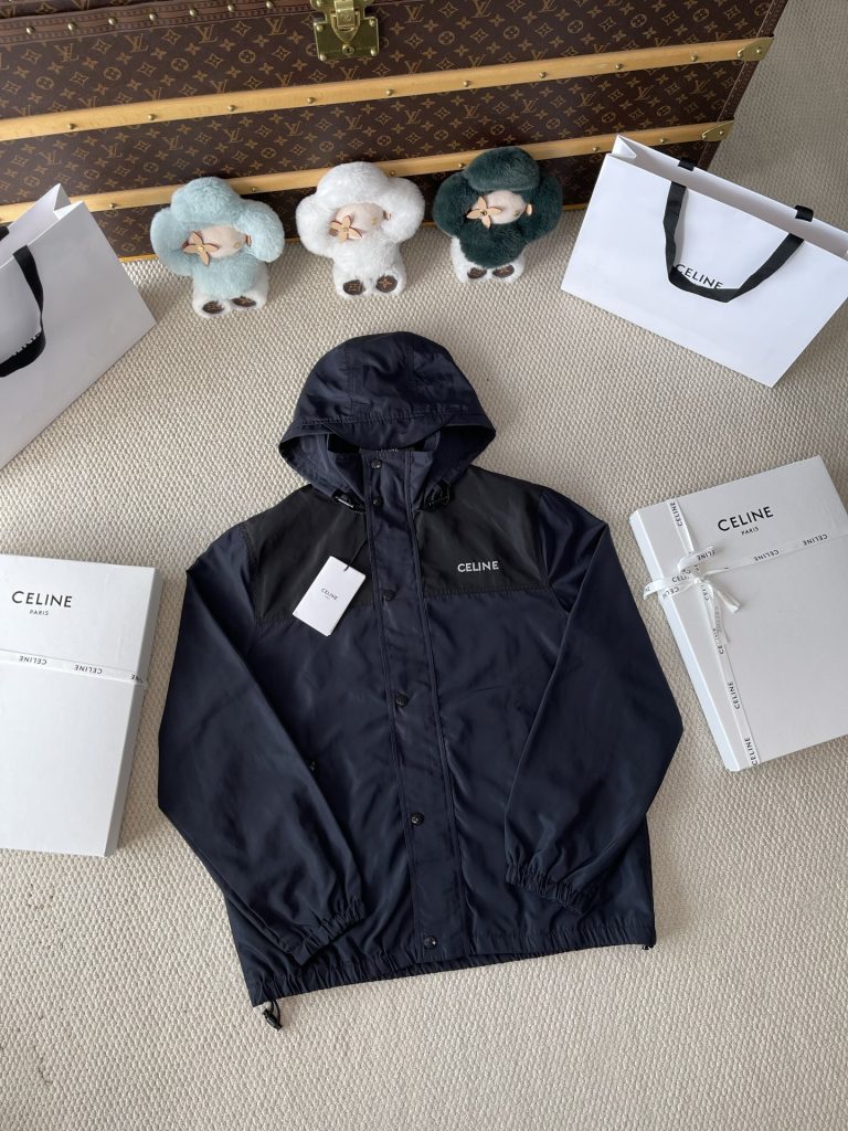 Logo-Chest Hooded Zip Jacket — product photograph