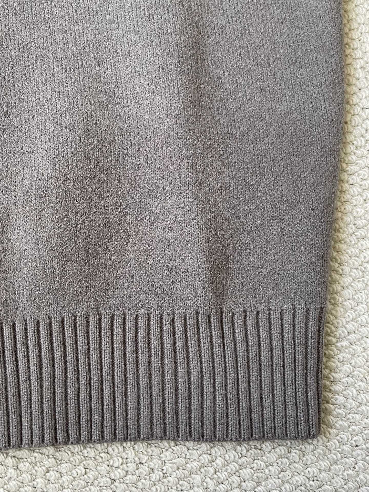 Large-Heart Crewneck Sweater — product photograph