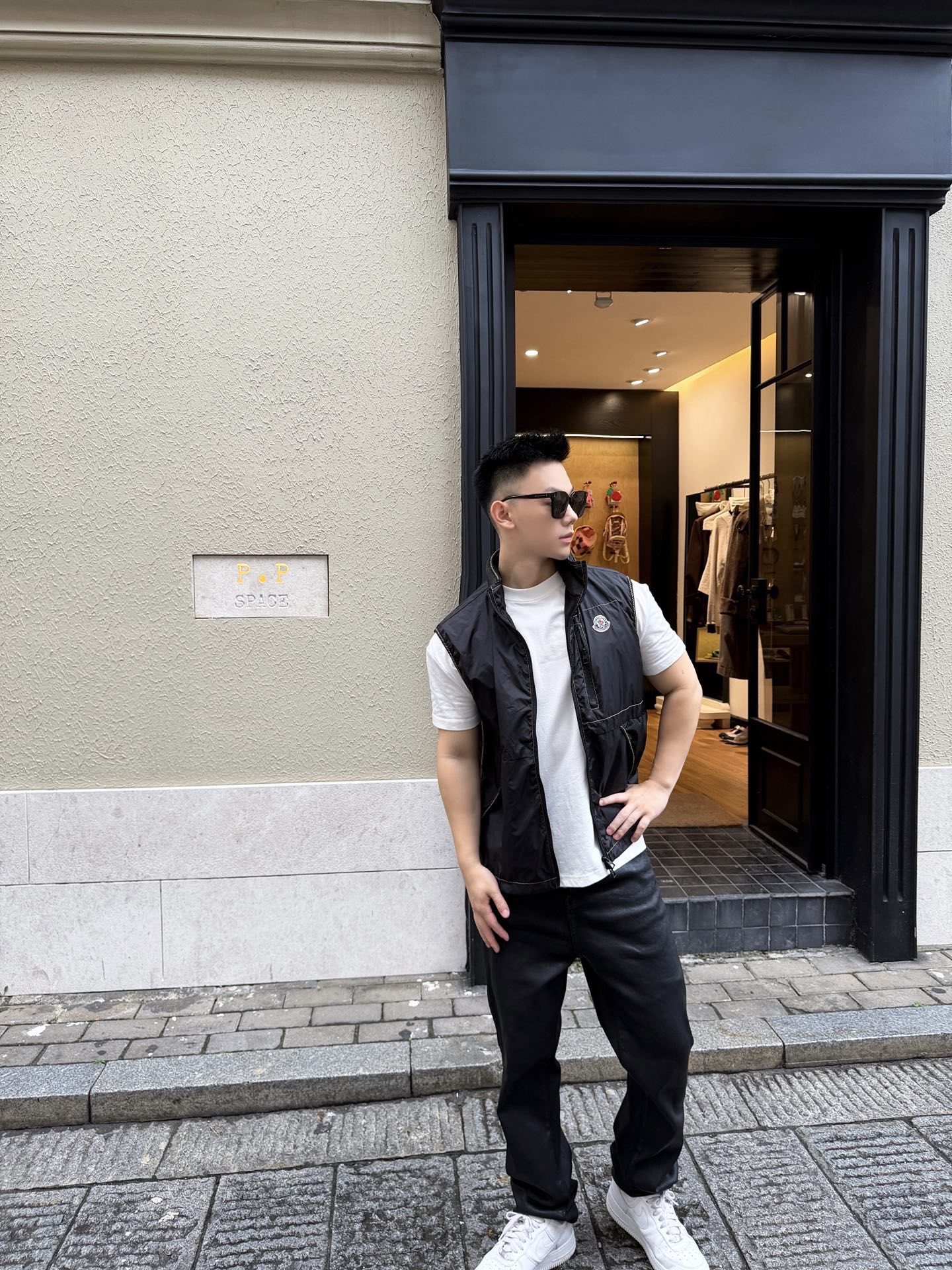 Contrast-Stitch Utility Vest — product photograph