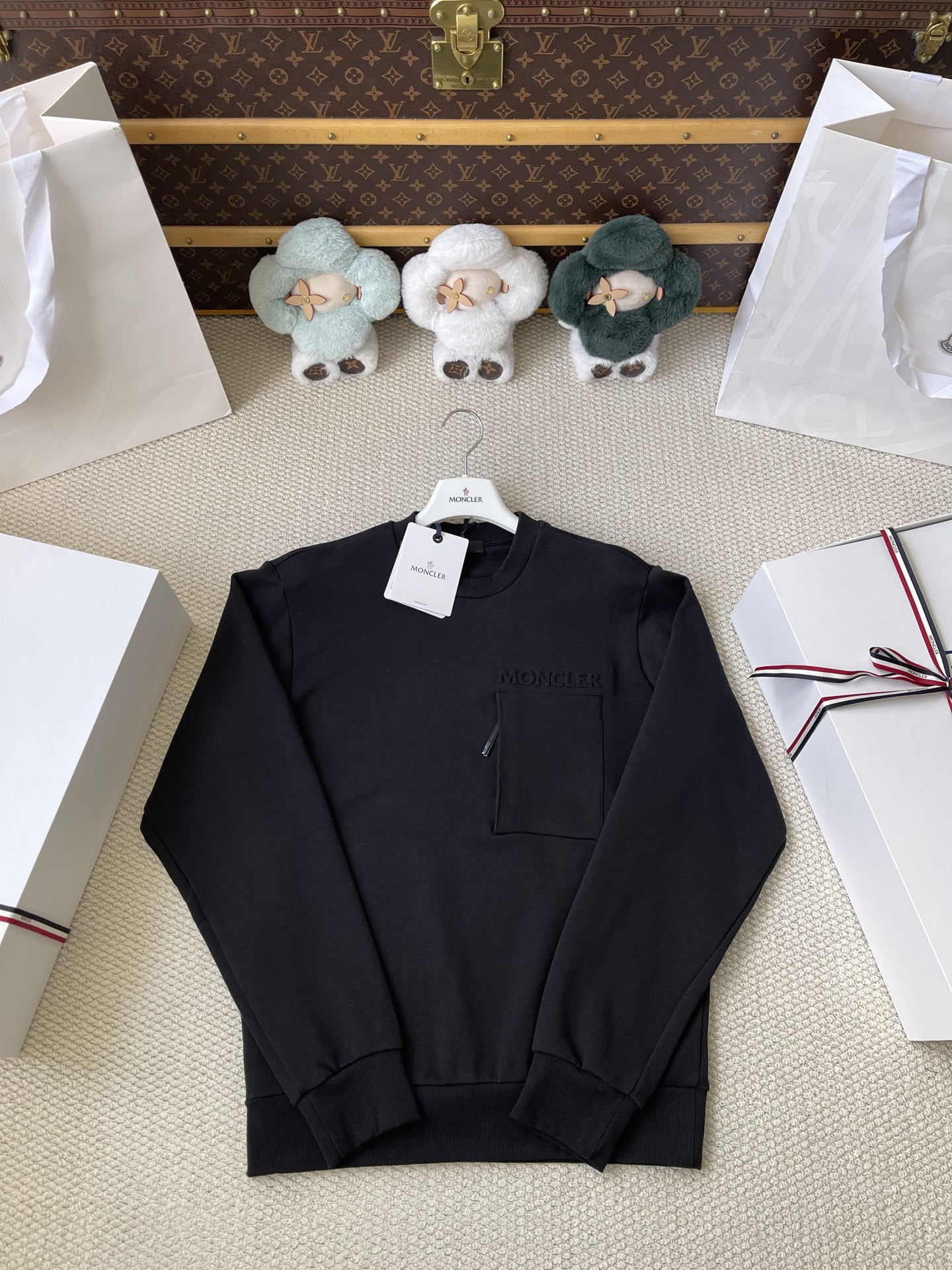 Zip-Pocket Wordmark Sweatshirt — product photograph